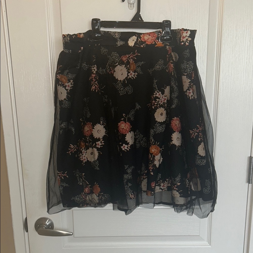 Floral Black Skirt - Torrid